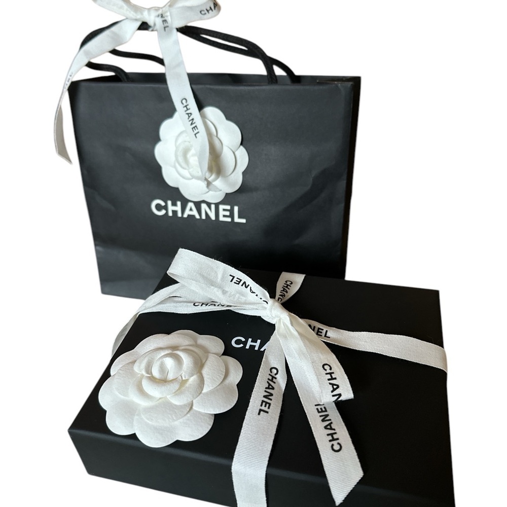 Chanel Camellia Gift Box Shopping Bag Set Black Cream Flower White Ribbon - Picture 2 of 8